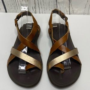 Olukai women’s Upena sandals size 6